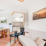 Apartma Bresan Apartment