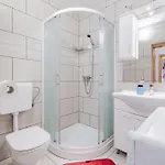 Apartma Bresan Apartment