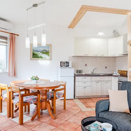 Apartma Bresan Lägenhet